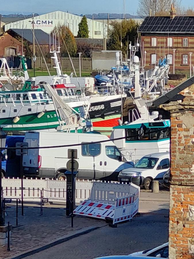 Un Brin De Fantaisie Dans Le Centre De Honfleur Lejlighed Eksteriør billede